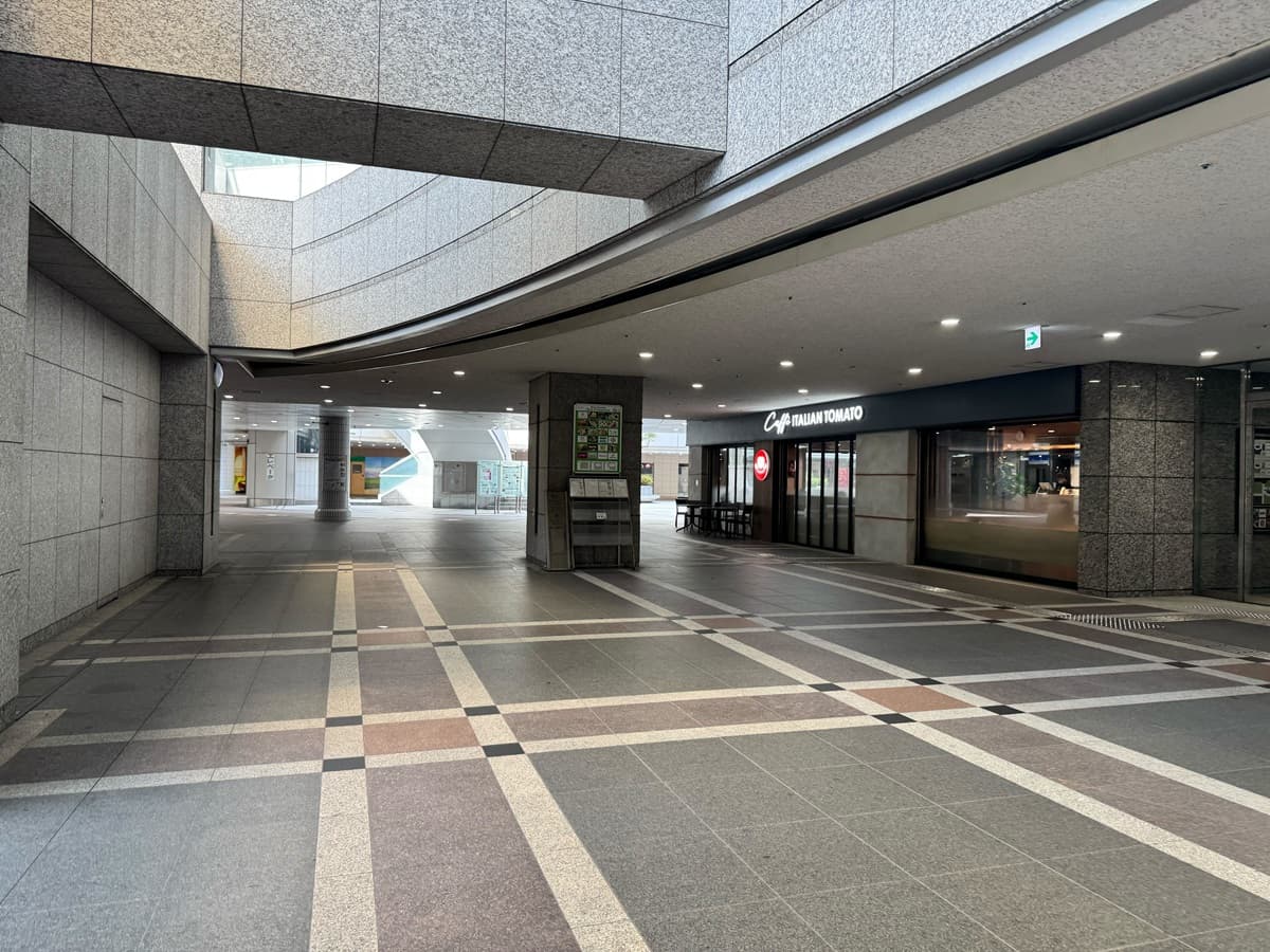 ①グランドメゾン品川シーサイドの品川シーサイド駅（としとくらし）