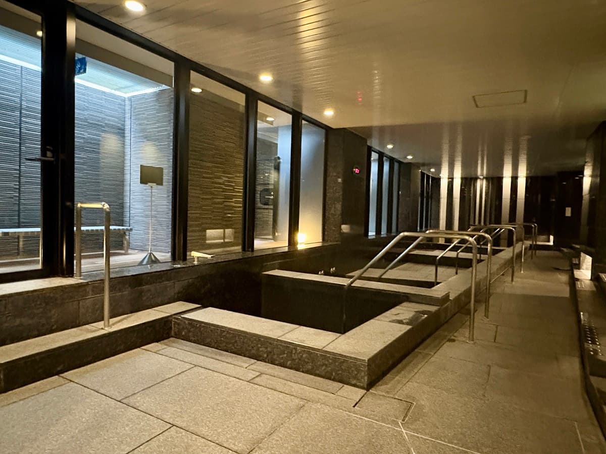 ドゥ・トゥール（DEUX TOURS）のスパ（としとくらし）