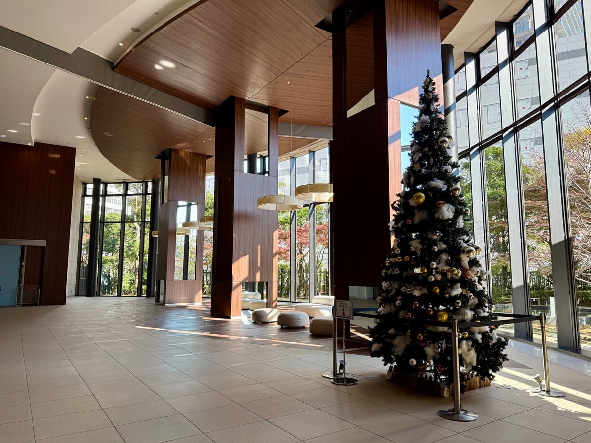 4パークタワー東雲のエントランスホール（としとくらし）