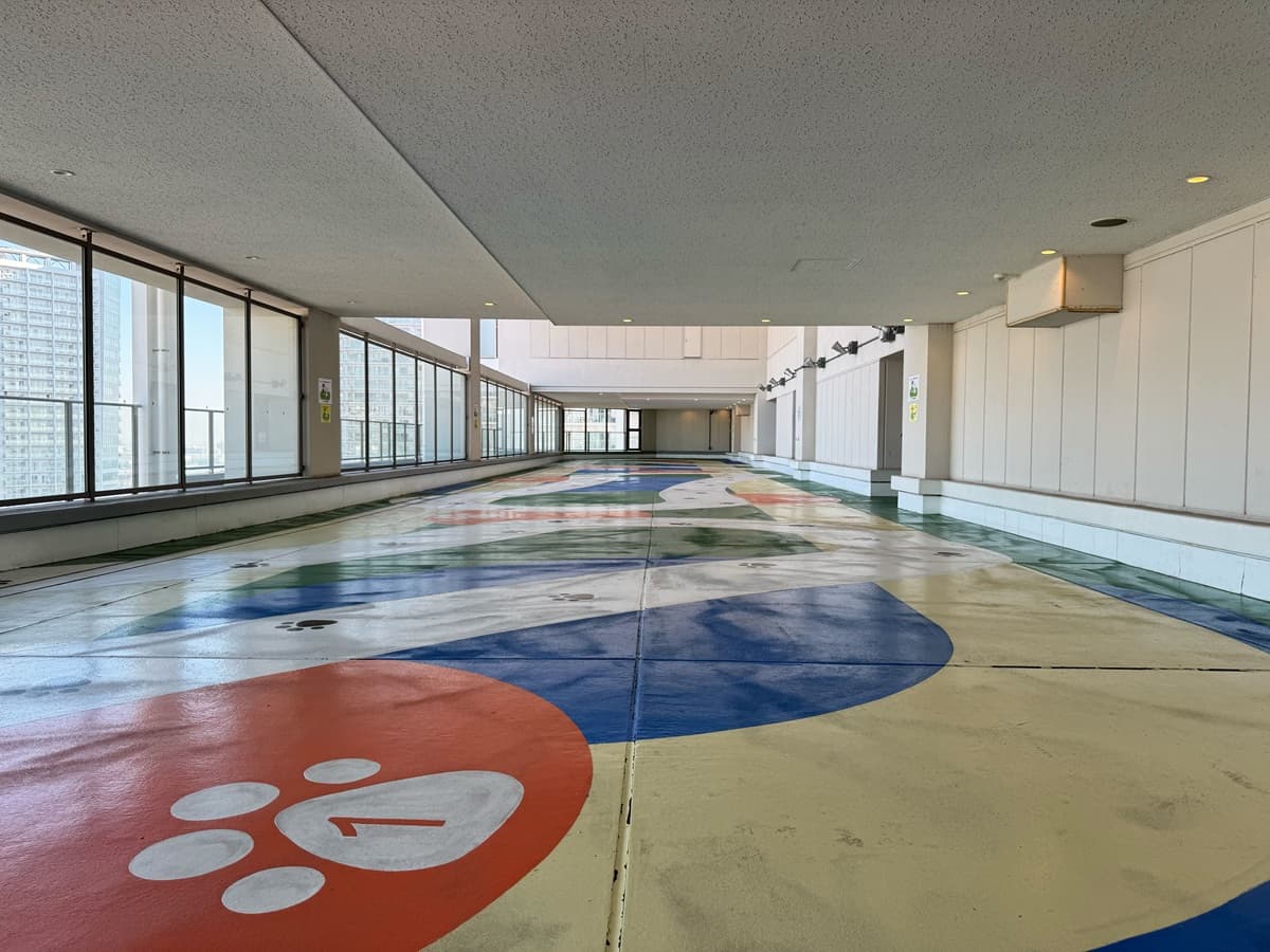 ⑧パークタワー東雲のスカイドッグラン（としとくらし）